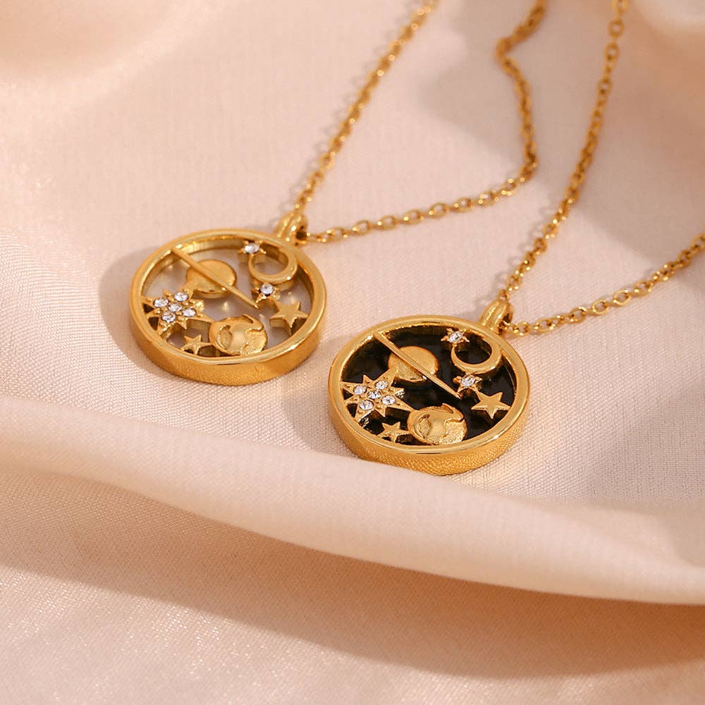 Moon Star Shell Round Pendant Necklaces DPJN2746